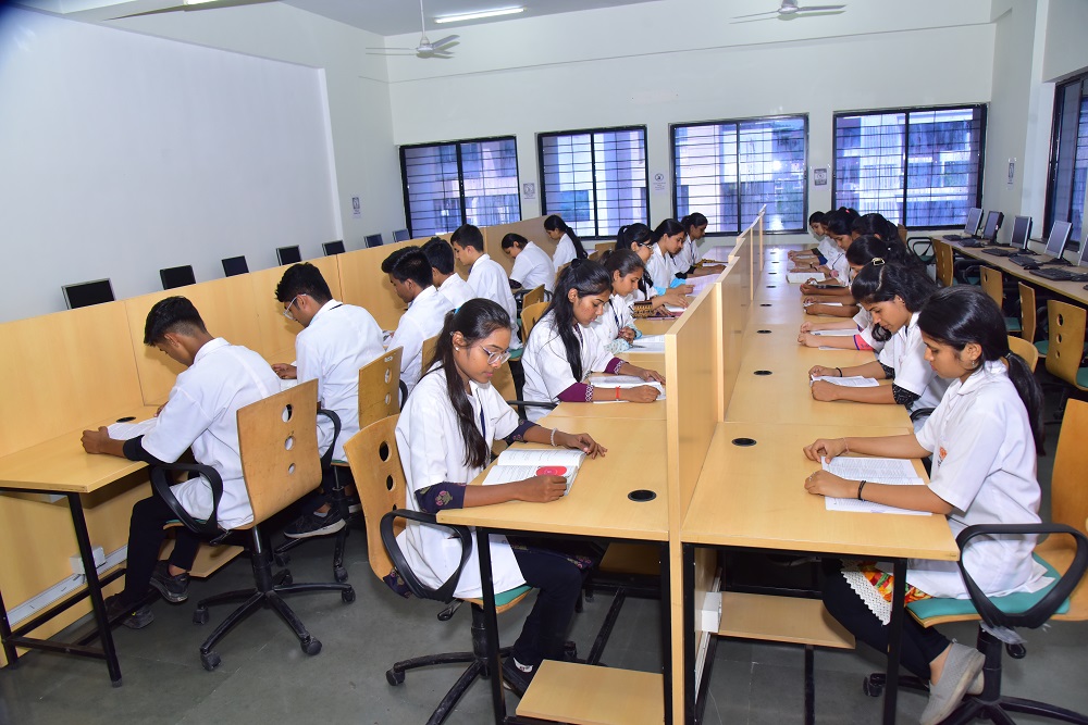 Suryadatta College of Nursing, Paramedical Sciences & Technology (SCNPST) Shaping Skilled Healthcare Professionals