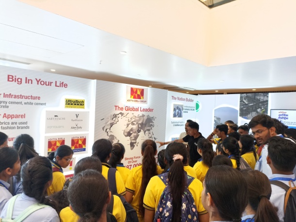 Students Explore Color & Texture Trends at Birla Opus Paints